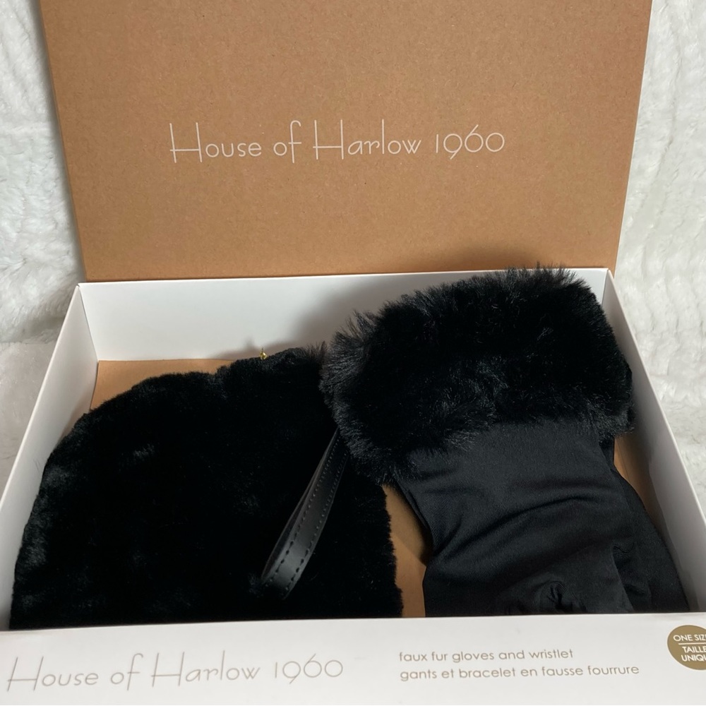 House of Harlow 1960 Black Faux Fur tech Gloves Wristlet Boxed Gift Set New